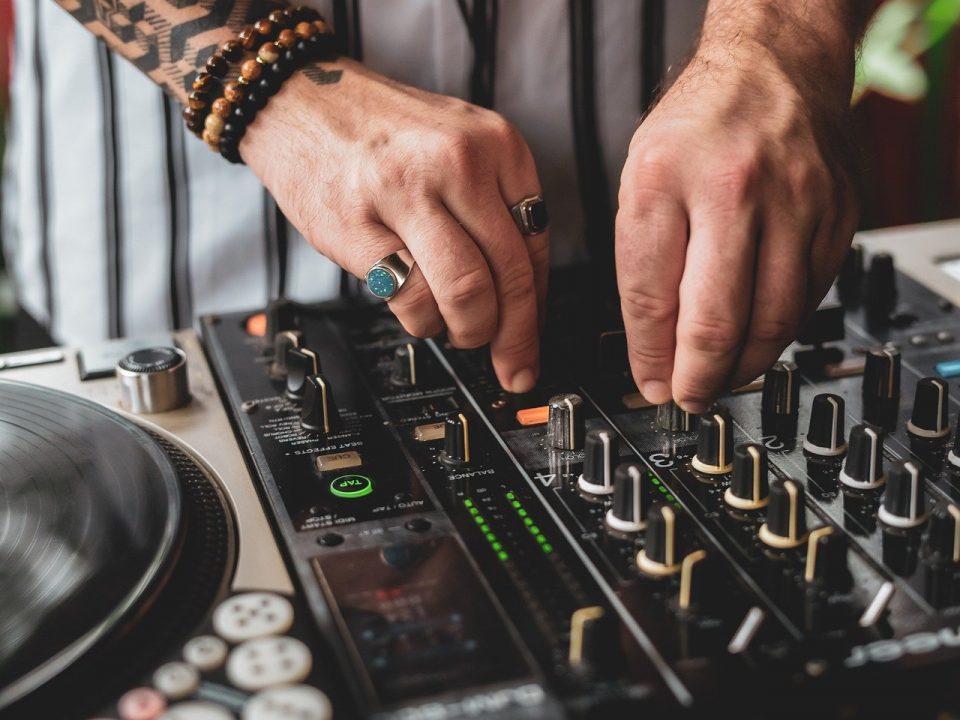 DJ set 