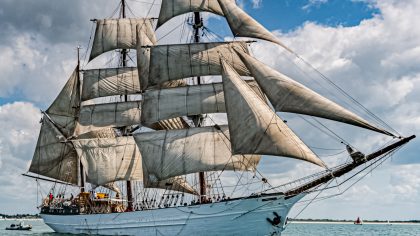 Get on board | Corporate and private boarding catalogs online 