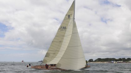 Berland Voiles classiques  8m  43    SDG v2.jpg