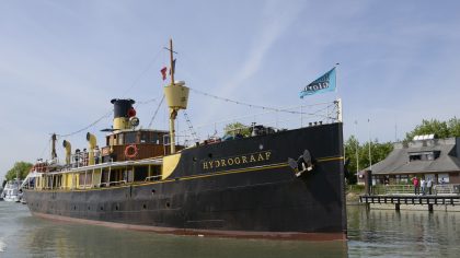 2015 - Arrivée de l'Hydrograaf à Vannes
